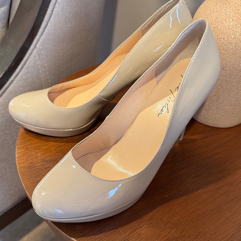 Marc Fisher Beige Women's Heels - Picture 6 of 6